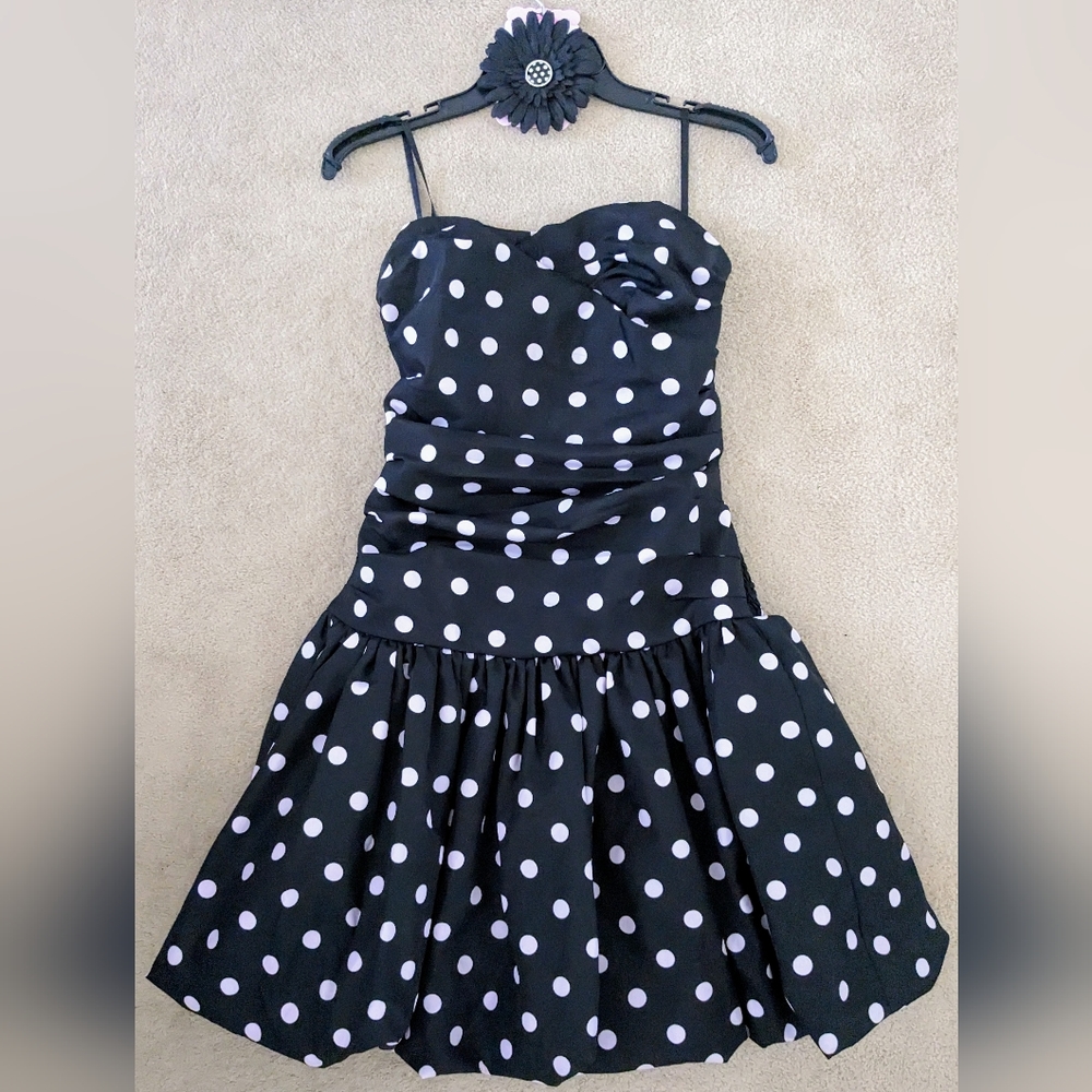 The Perfect Halloween Costume / Theme Party Dress